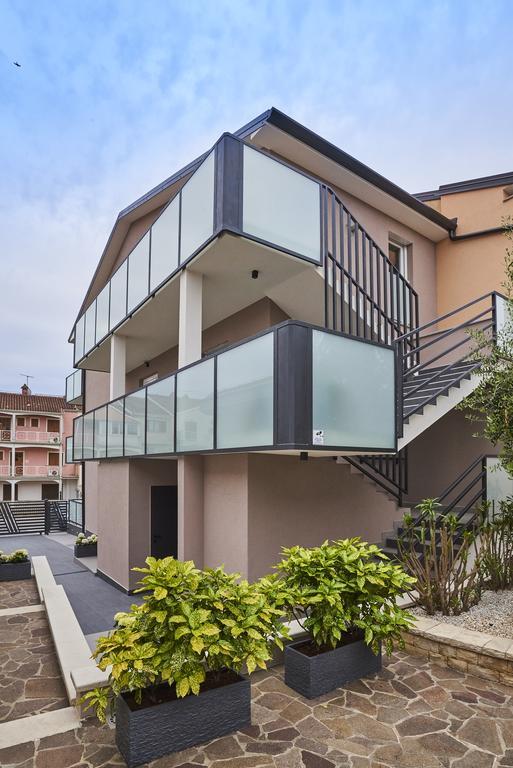 Apartments Tre Perle 우마그 외부 사진